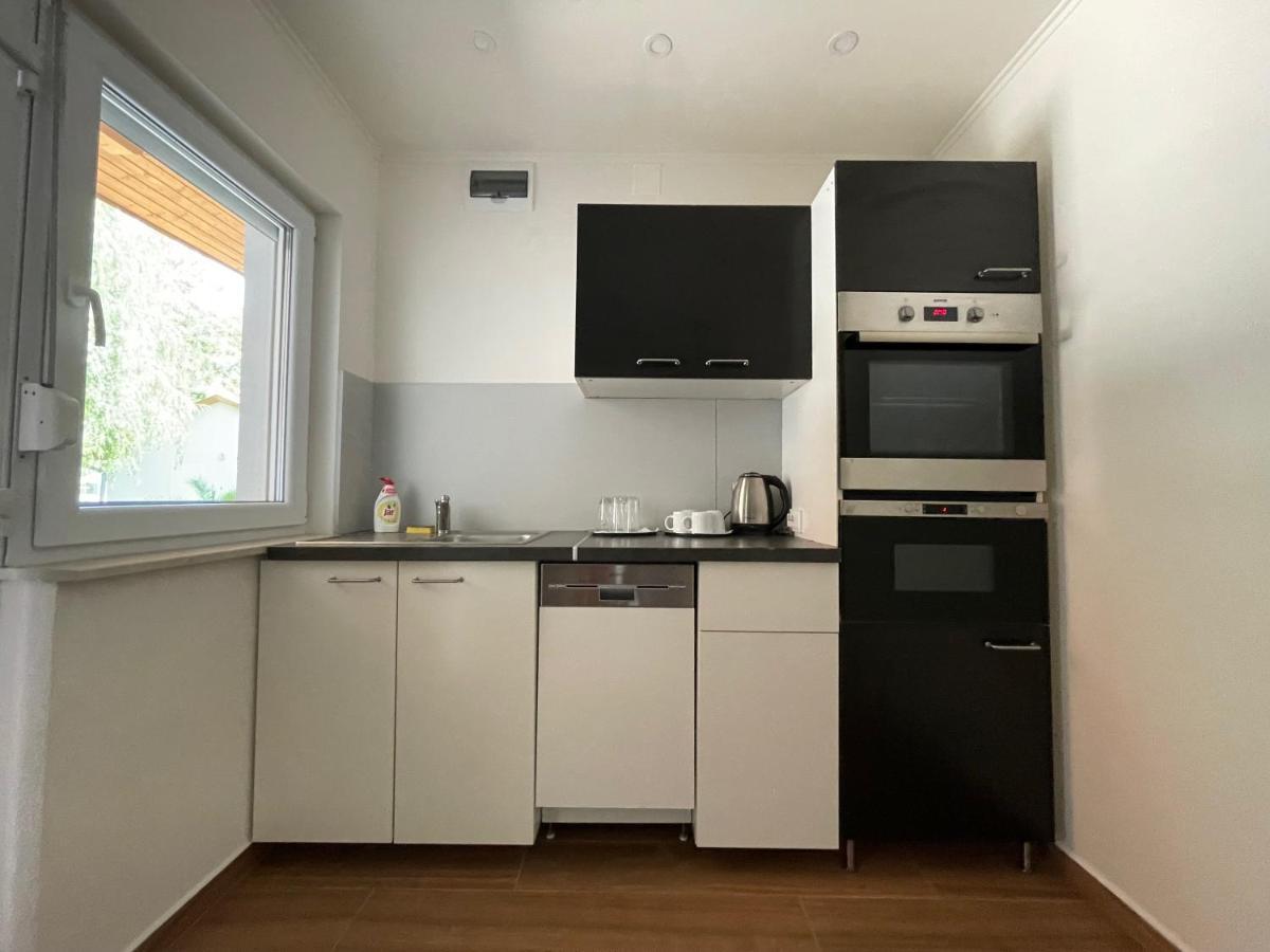 Liget Ueduelopark Fonyod Aparthotel Buitenkant foto