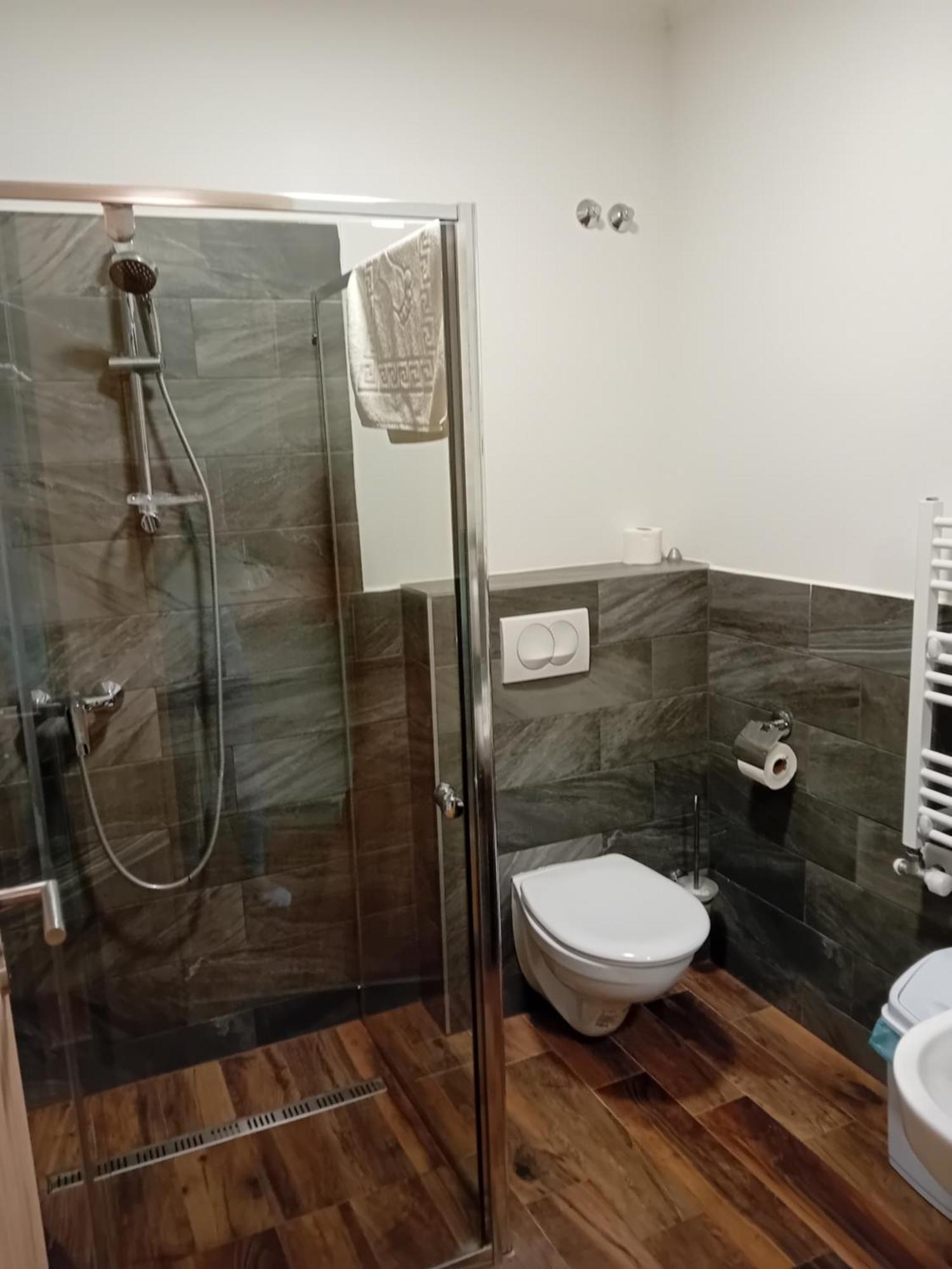 Liget Ueduelopark Fonyod Aparthotel Buitenkant foto