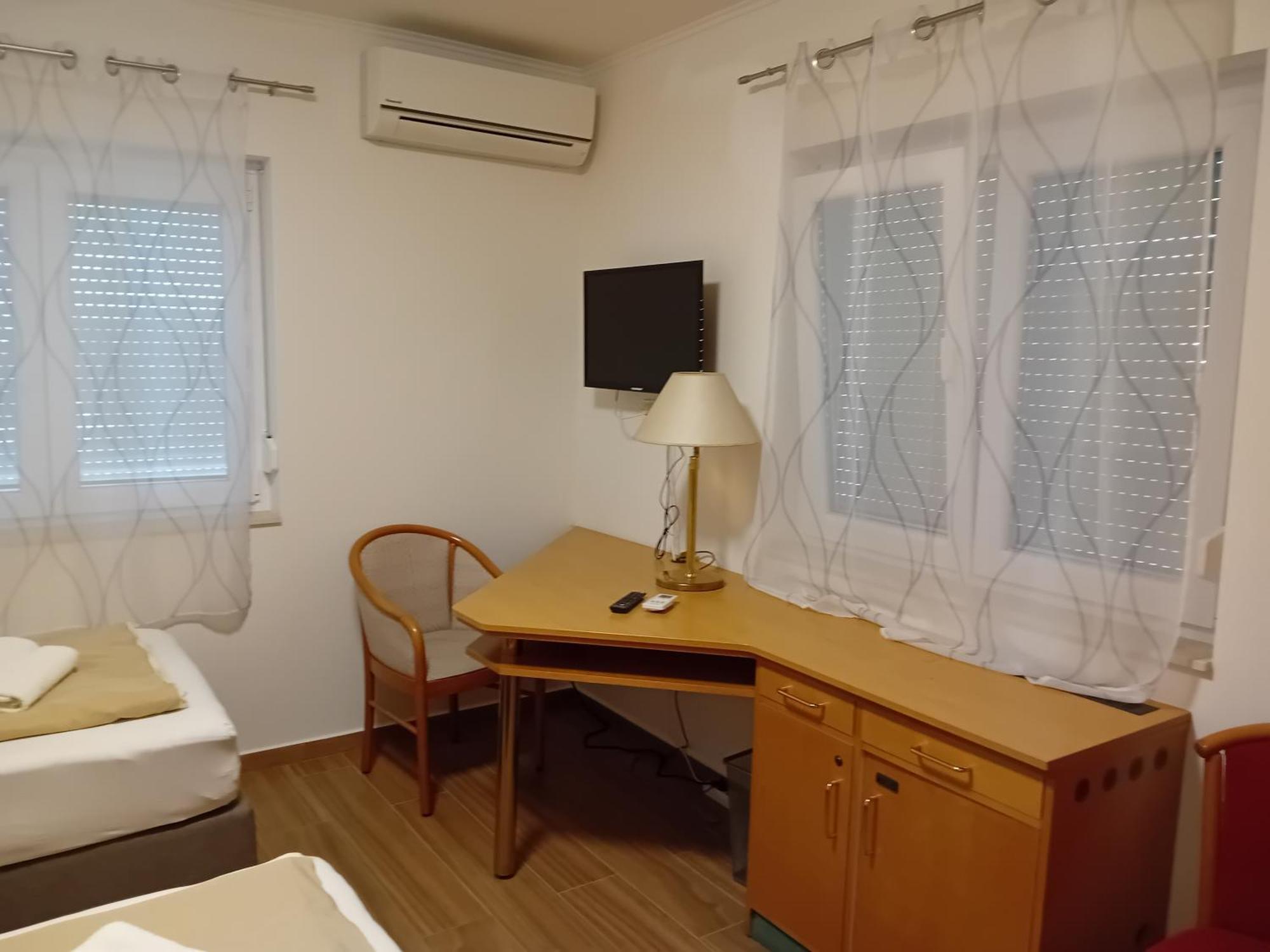Liget Ueduelopark Fonyod Aparthotel Buitenkant foto